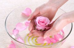 خواص گلاب برای پوست